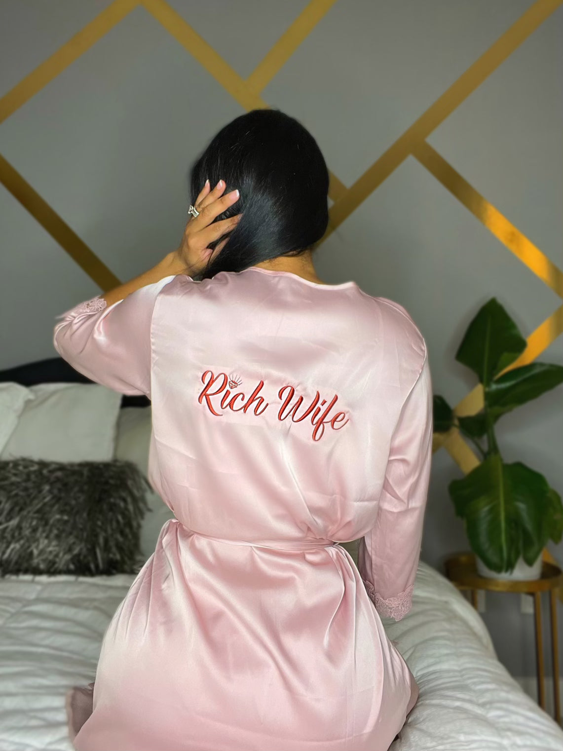 Pretty Pink Wife